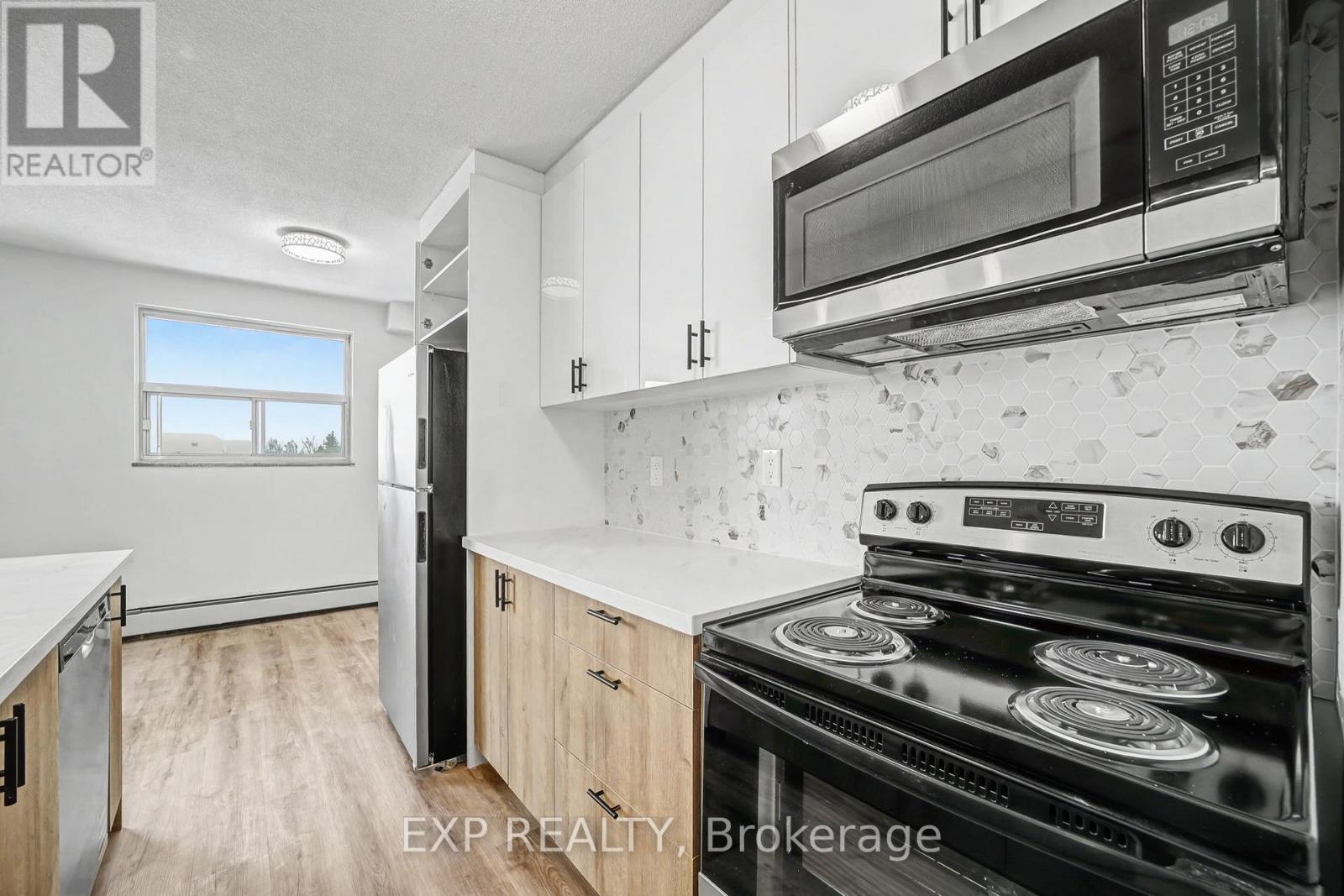 419 - 41 Sutherland Street W, Haldimand, Ontario  N3W 1L1 - Photo 17 - X12778398