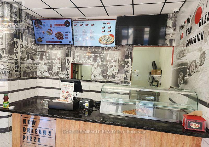 34 Victoria Street N, Goderich, Ontario  N7A 2R6 - Photo 2 - X12778404