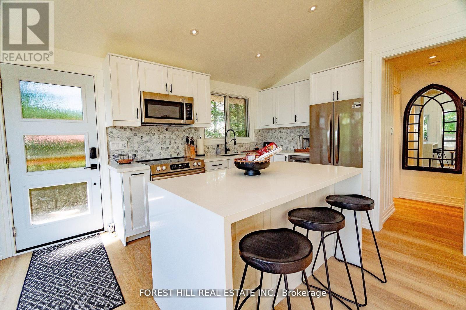 135 Buckvale Drive, Mcmurrich/monteith, Ontario  P0A 1Y0 - Photo 5 - X12778436