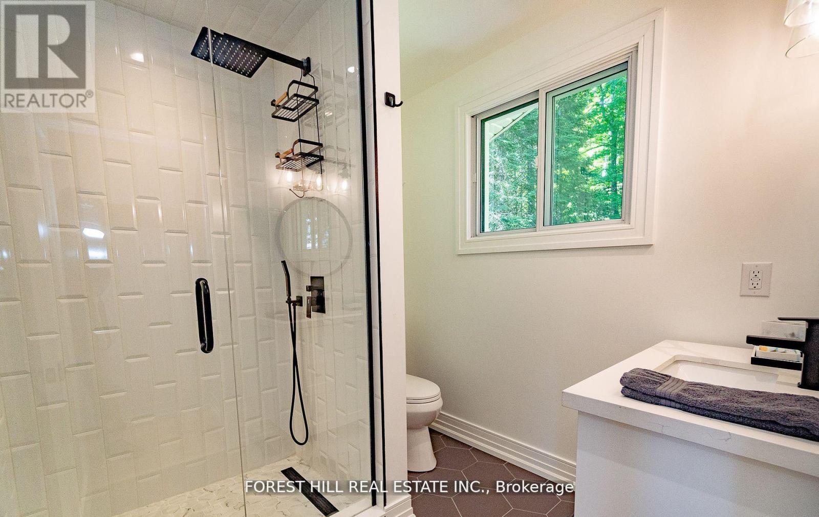 135 Buckvale Drive, Mcmurrich/monteith, Ontario  P0A 1Y0 - Photo 6 - X12778436