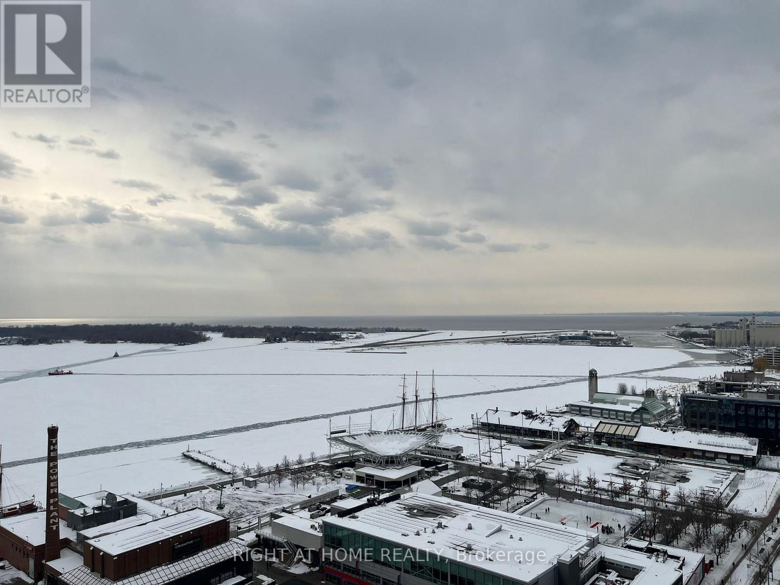 2408 - 208 Queens Quay W, Toronto (Waterfront Communities), Ontario  M5J 2Y5 - Photo 24 - C12554772