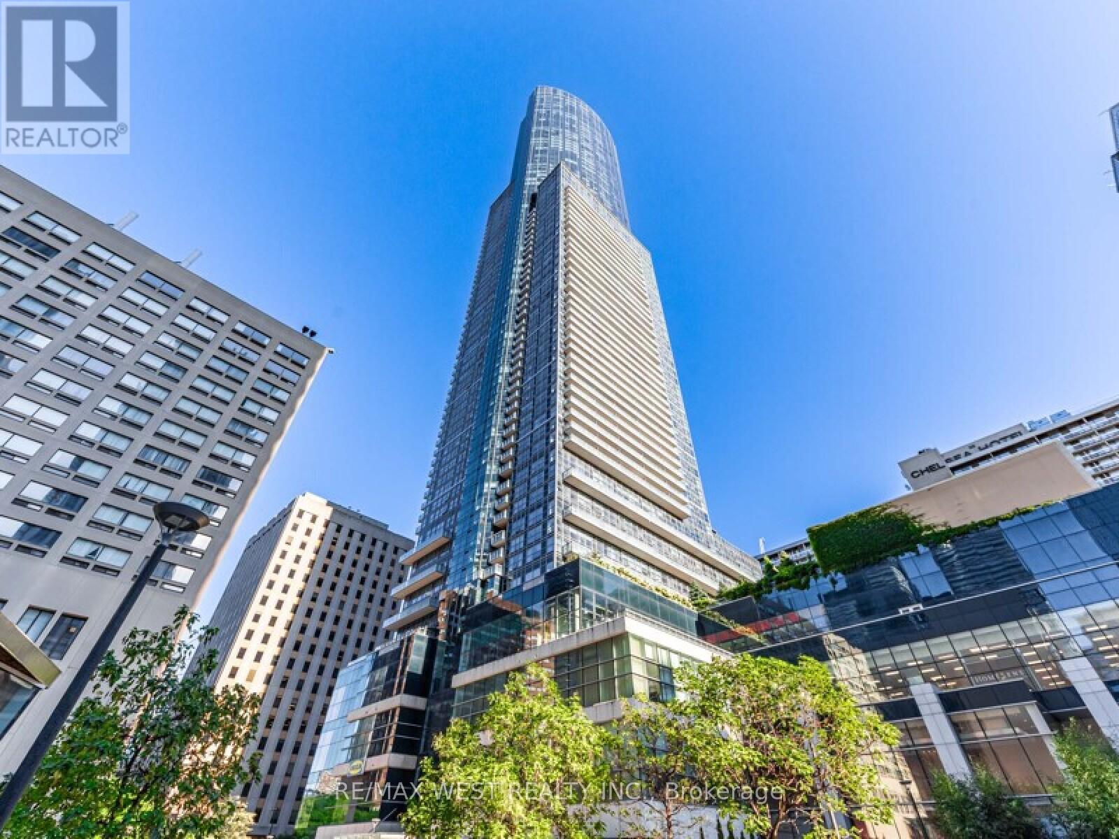 7201 - 388 YONGE STREET, Toronto, Ontario