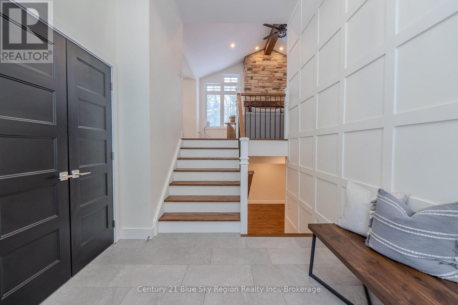 81 Oakridge Drive, East Ferris, Ontario  P0H 1K0 - Photo 3 - X12778528