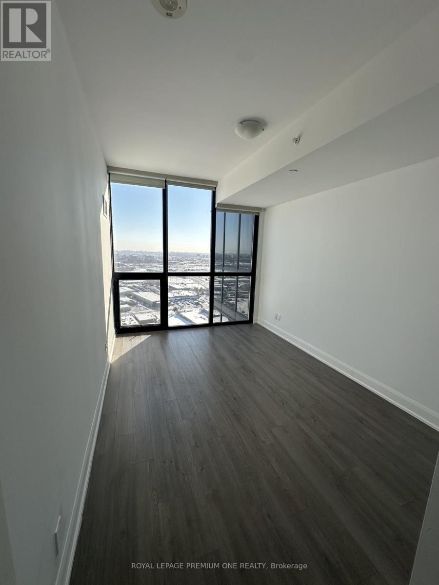 3002 - 2910 Highway 7 Road, Vaughan, Ontario  L4K 0H8 - Photo 11 - N12772606