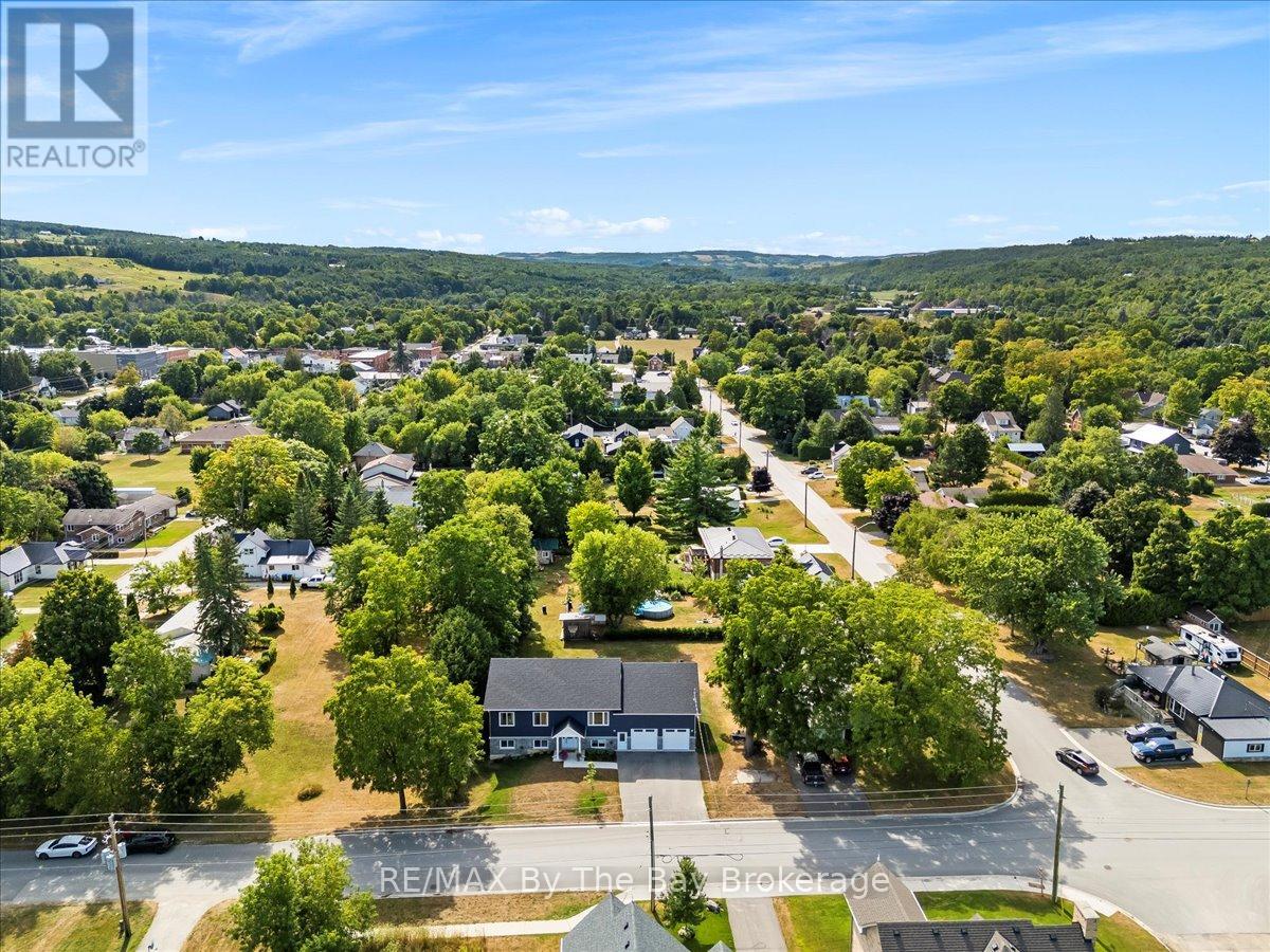 146 Mary Street, Clearview, Ontario  L0M 1G0 - Photo 40 - S12778572