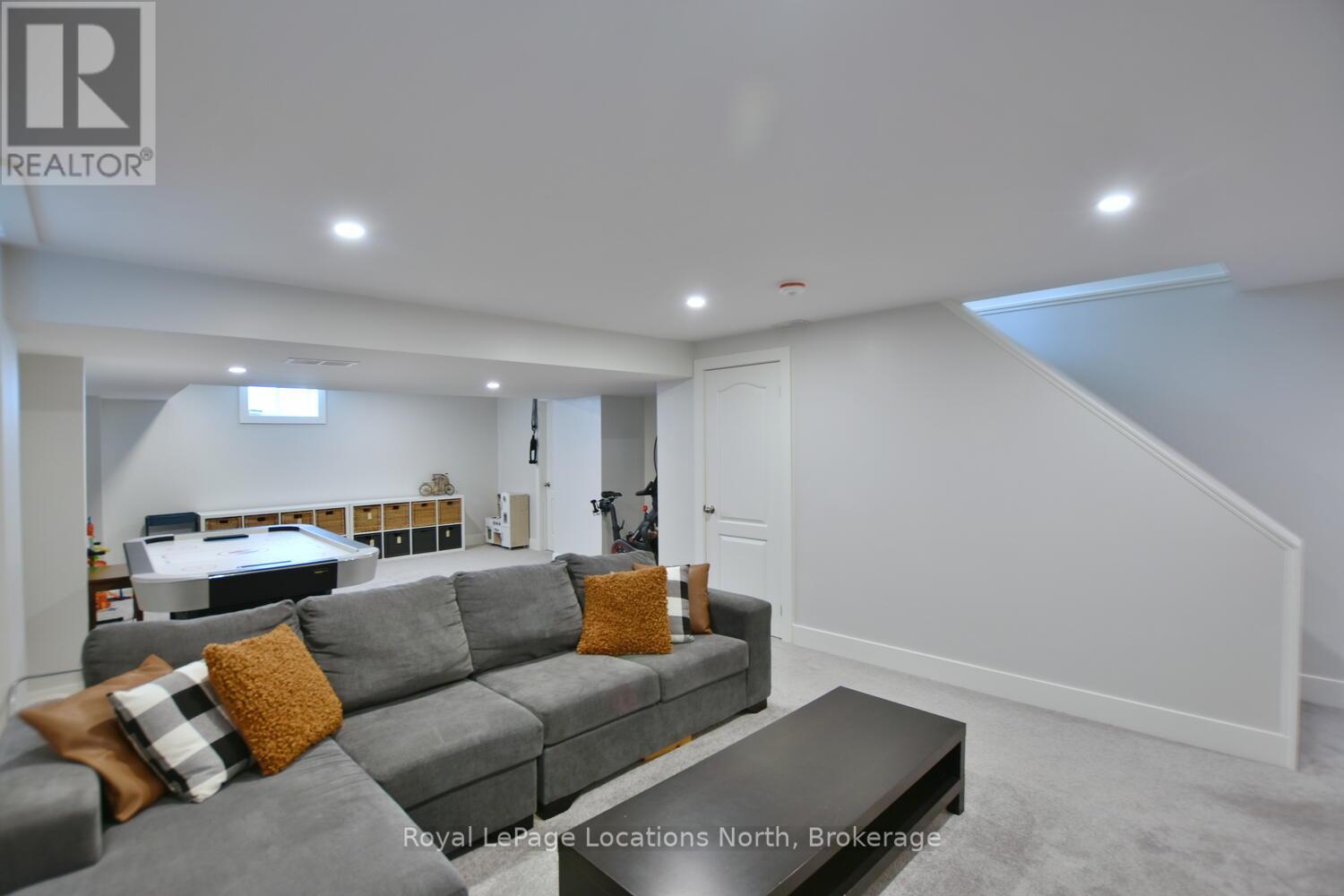 48 Mclean Avenue, Collingwood, Ontario  L9Y 3Z6 - Photo 45 - S12778582