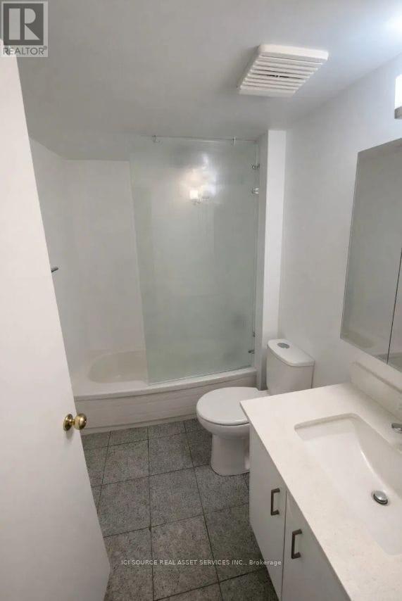 301 - 4205 Shipp Drive, Mississauga, Ontario  L4Z 2Y9 - Photo 7 - W12778164