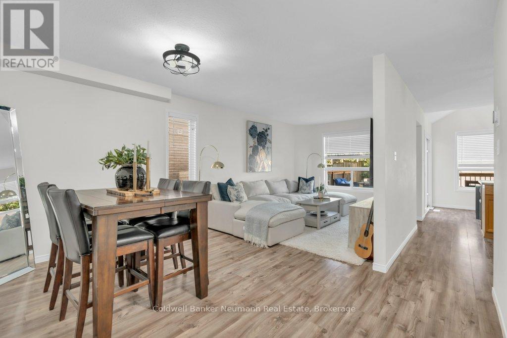 6 Law Drive, Guelph, Ontario  N1E 7E8 - Photo 6 - X12778516