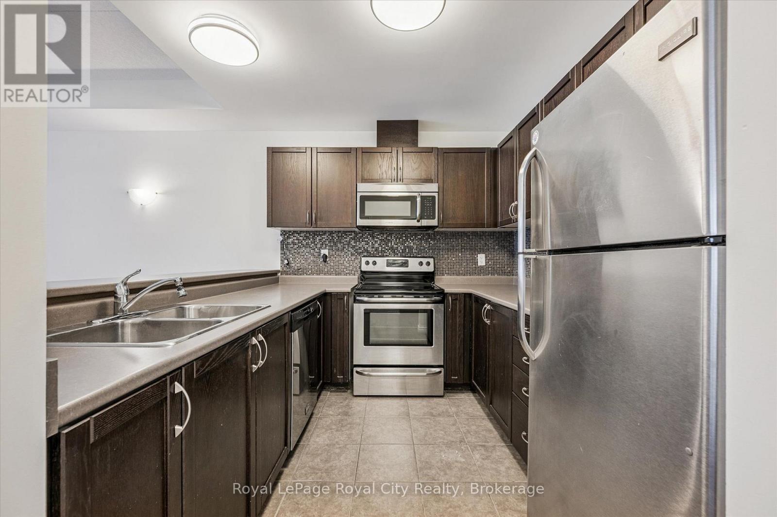 207 - 2 Colonial Drive, Guelph, Ontario  N1L 0K8 - Photo 7 - X12778580