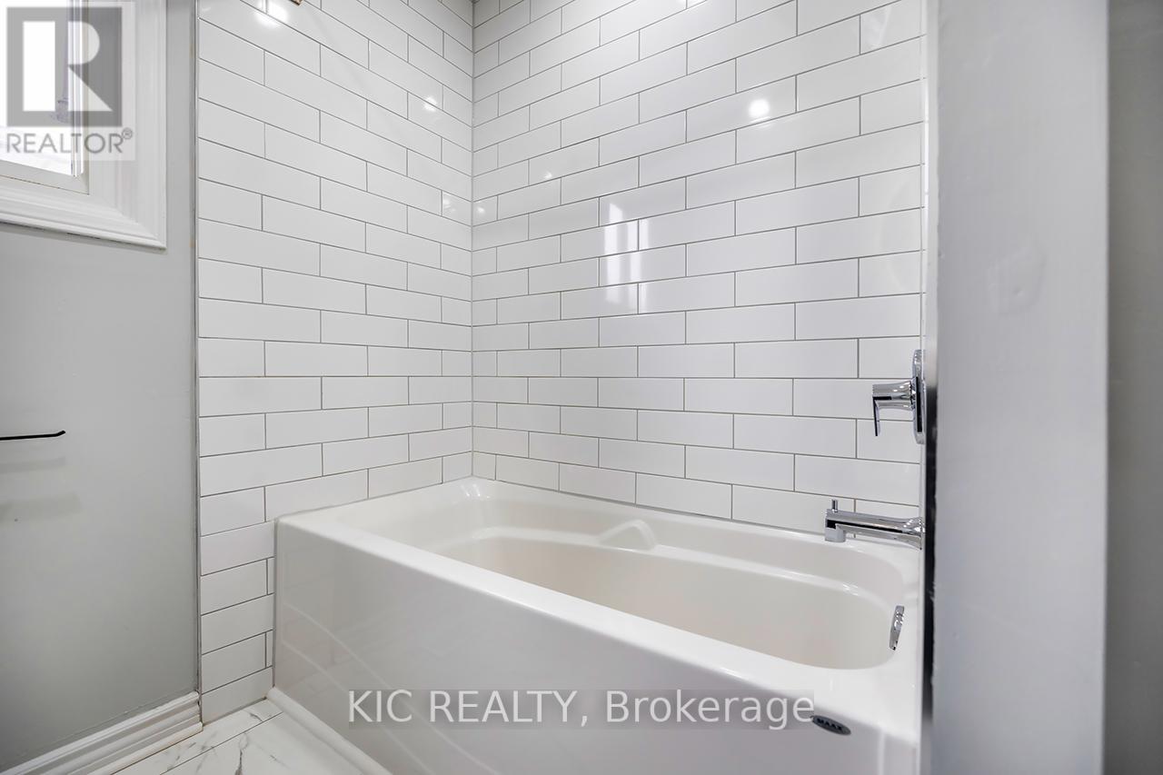 16 Turnberry Crescent, Clarington, Ontario  L1E 1A6 - Photo 28 - E12778672