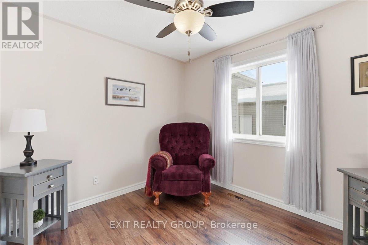 14 Stonegate Crescent, Quinte West (Frankford Ward), Ontario  K0K 2C0 - Photo 18 - X12778574