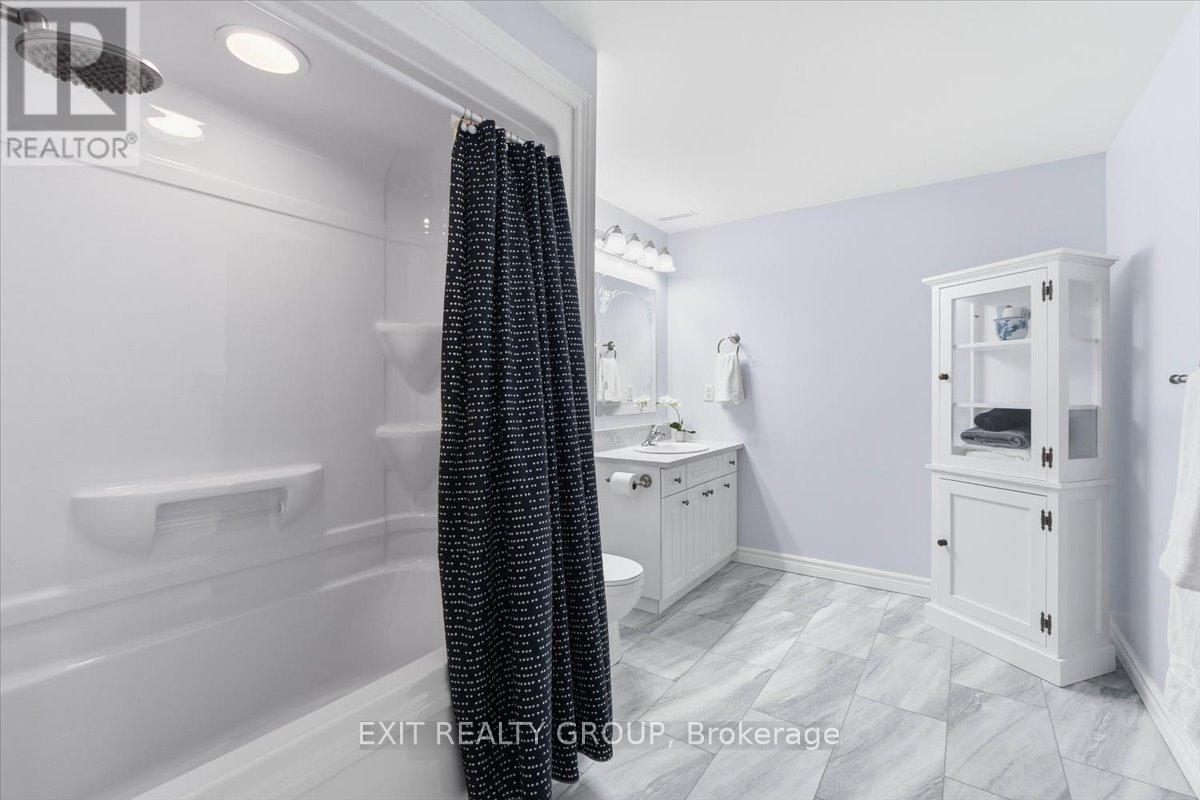 14 Stonegate Crescent, Quinte West (Frankford Ward), Ontario  K0K 2C0 - Photo 28 - X12778574