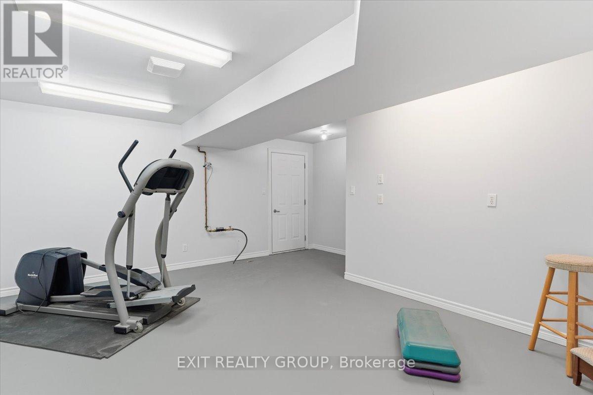 14 Stonegate Crescent, Quinte West (Frankford Ward), Ontario  K0K 2C0 - Photo 34 - X12778574