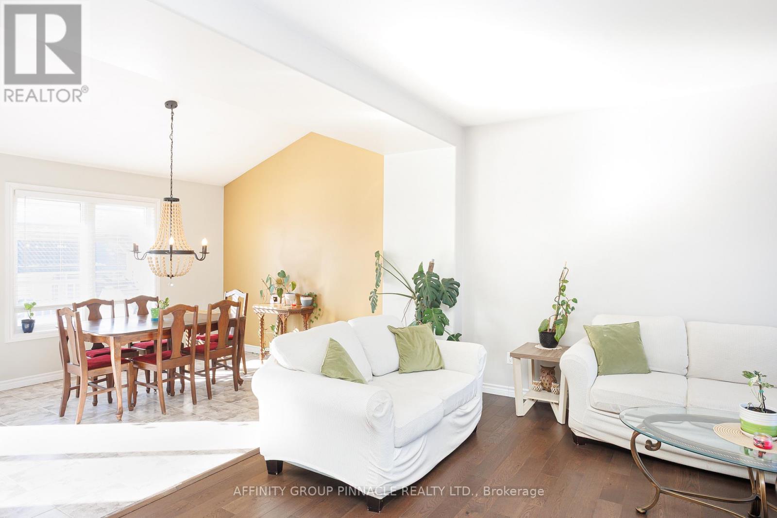 11 Moynes Court, Kawartha Lakes (Lindsay), Ontario  K9V 0L2 - Photo 8 - X12778722