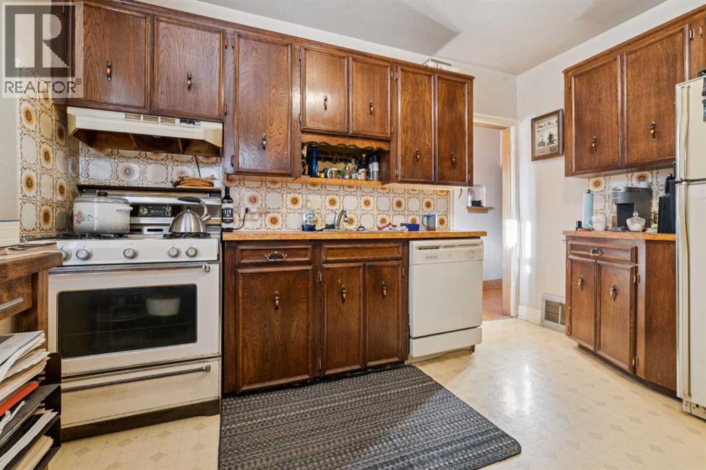 450 34 Avenue Nw, Calgary, Alberta  T2K 0B8 - Photo 8 - A2278193