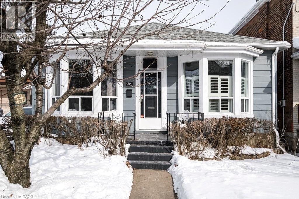 50 MACAULAY Street W, Hamilton, Ontario