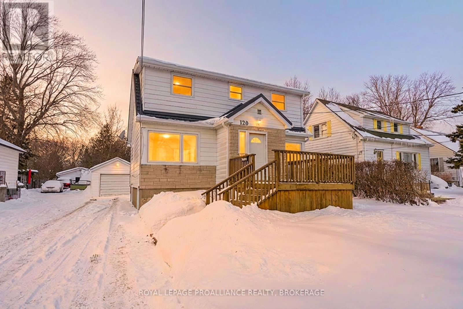 120 HILLENDALE AVENUE, kingston (west of sir john a. blvd), Ontario