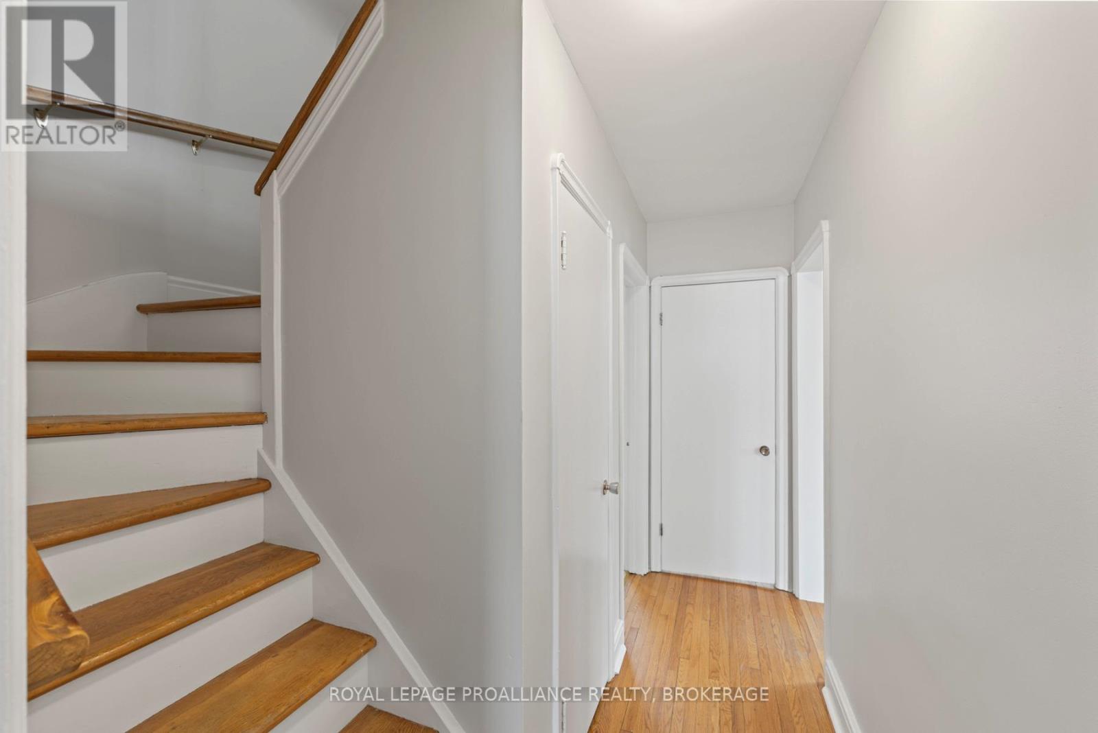 120 Hillendale Avenue, Kingston (West Of Sir John A. Blvd), Ontario  K7M 1S7 - Photo 13 - X12778612