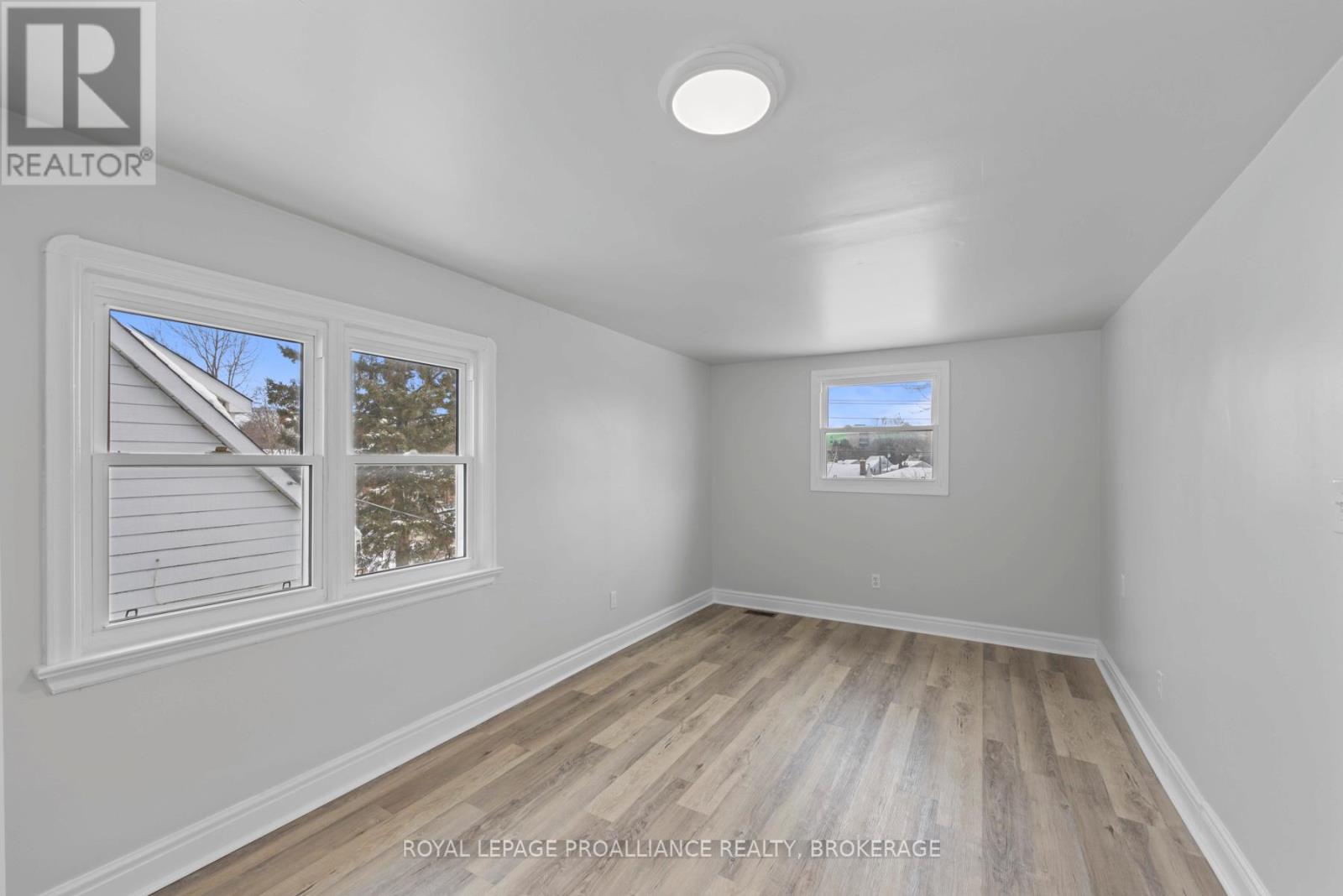 120 Hillendale Avenue, Kingston (West Of Sir John A. Blvd), Ontario  K7M 1S7 - Photo 14 - X12778612