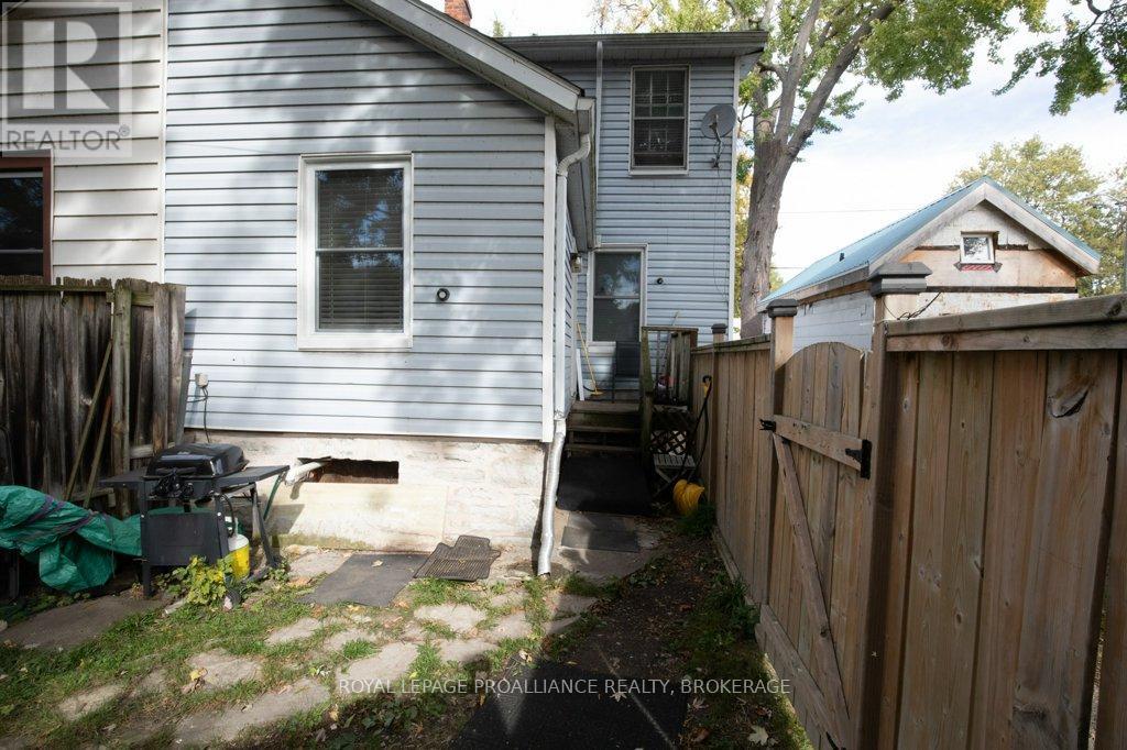76-78 North Street N, Kingston (East Of Sir John A. Blvd), Ontario  K7K 1J9 - Photo 16 - X12778732
