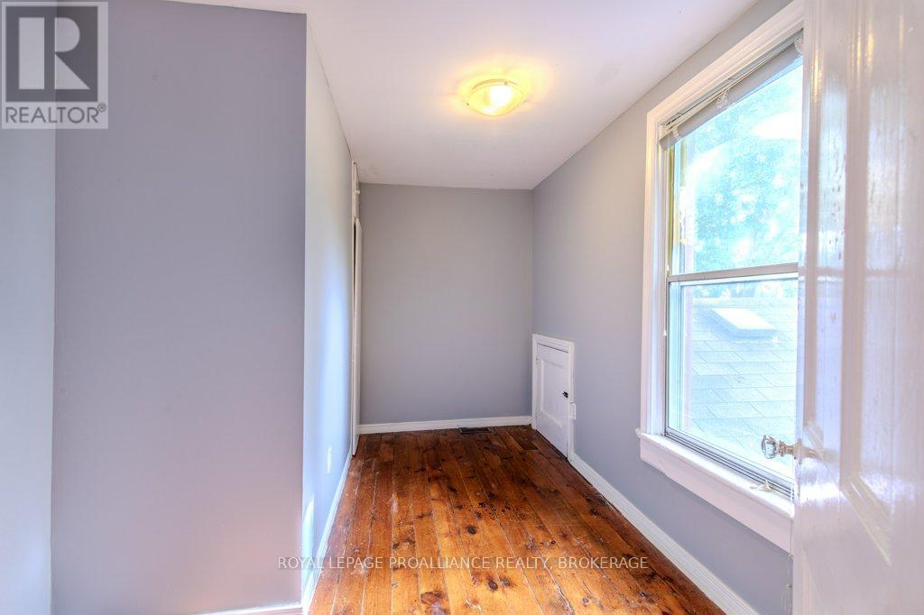 76-78 North Street N, Kingston (East Of Sir John A. Blvd), Ontario  K7K 1J9 - Photo 36 - X12778732