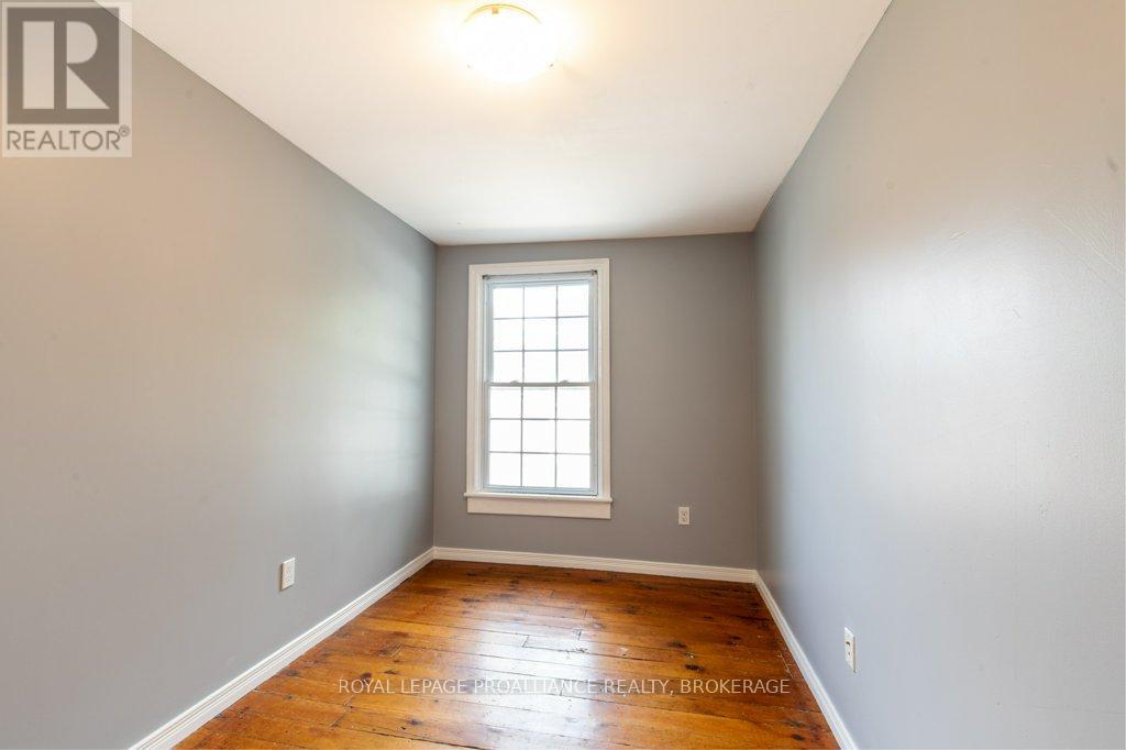 76-78 North Street N, Kingston (East Of Sir John A. Blvd), Ontario  K7K 1J9 - Photo 41 - X12778732