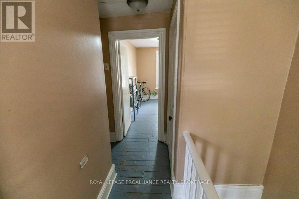 76-78 North Street N, Kingston (East Of Sir John A. Blvd), Ontario  K7K 1J9 - Photo 6 - X12778732