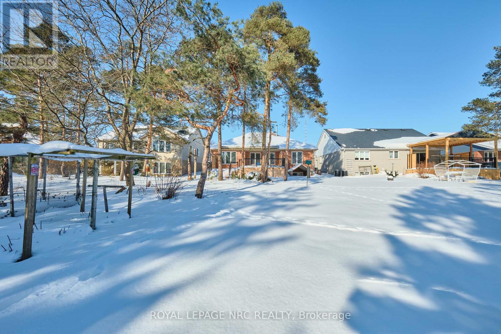 49 Cedar Park Drive, Welland, Ontario  L3C 7C8 - Photo 3 - X12748332