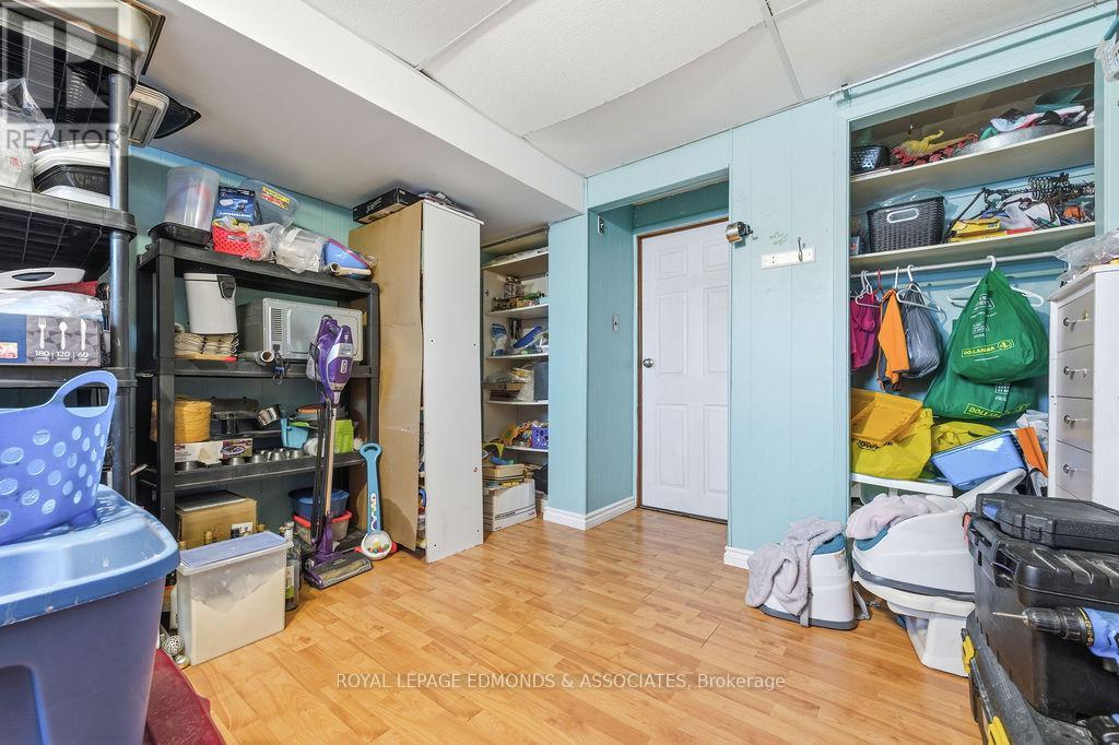 31 Herman Street, Petawawa, Ontario  K8H 1W1 - Photo 26 - X12778486