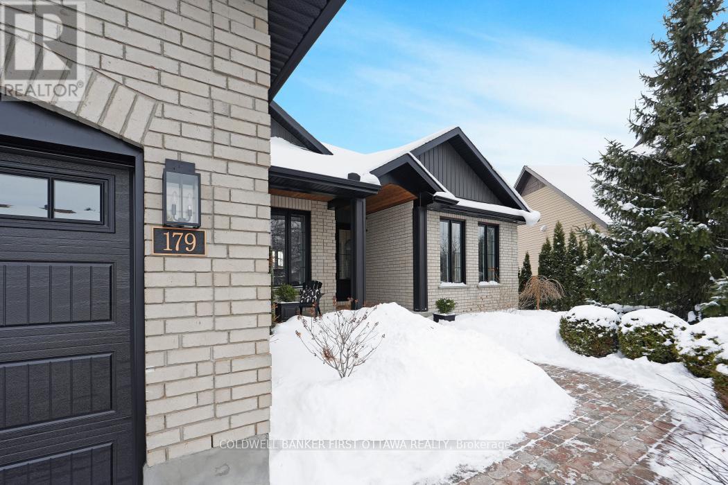 179 Glenncastle Drive, Ottawa, Ontario  K0A 1L0 - Photo 2 - X12778546