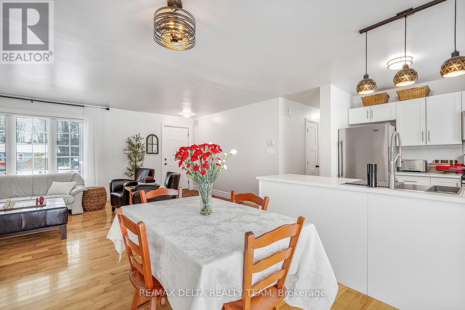 261 Agathe Street, Clarence-Rockland, Ontario  K4K 1K7 - Photo 8 - X12778638