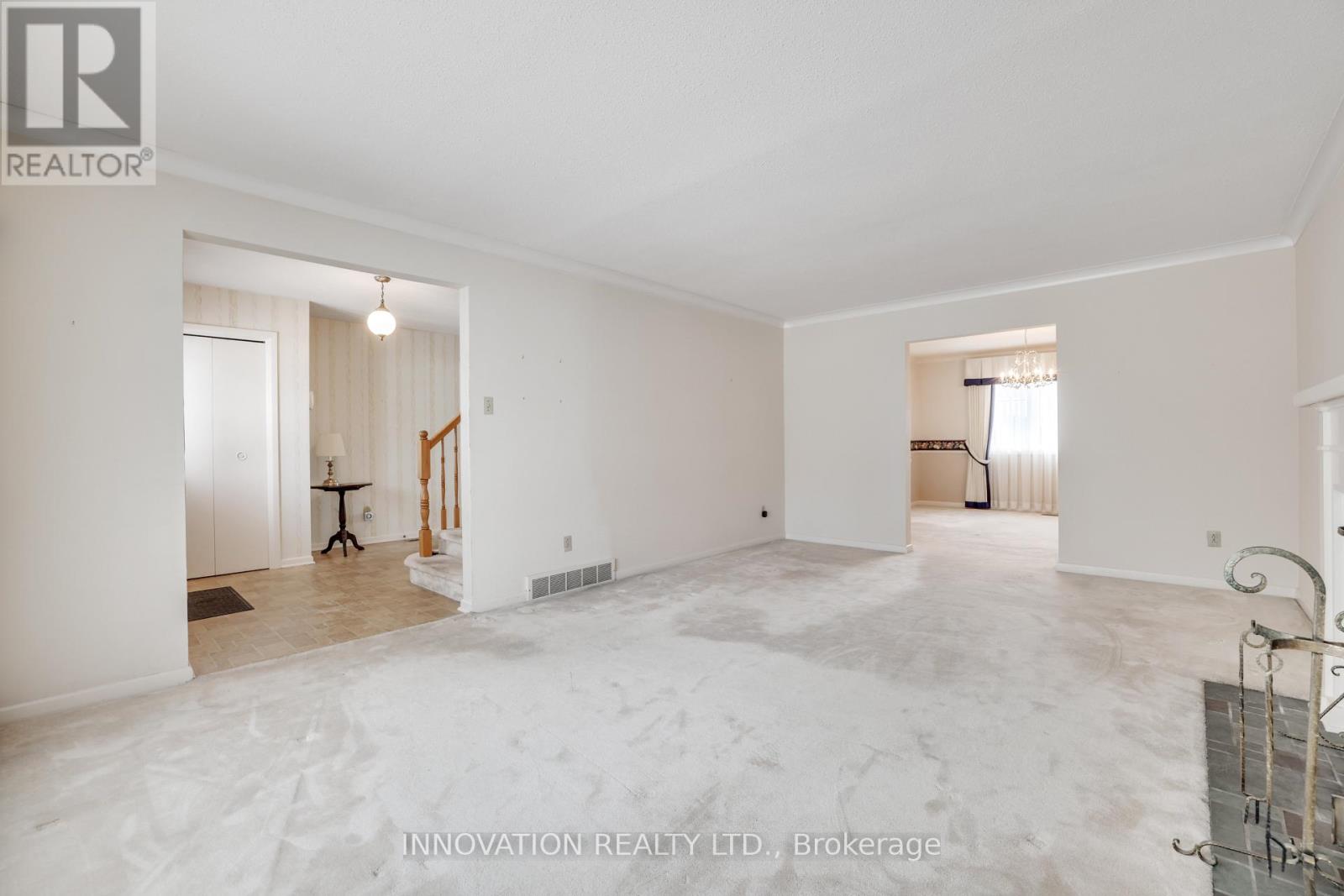 935 Parkhaven Avenue, Ottawa, Ontario  K2B 5K4 - Photo 3 - X12778648