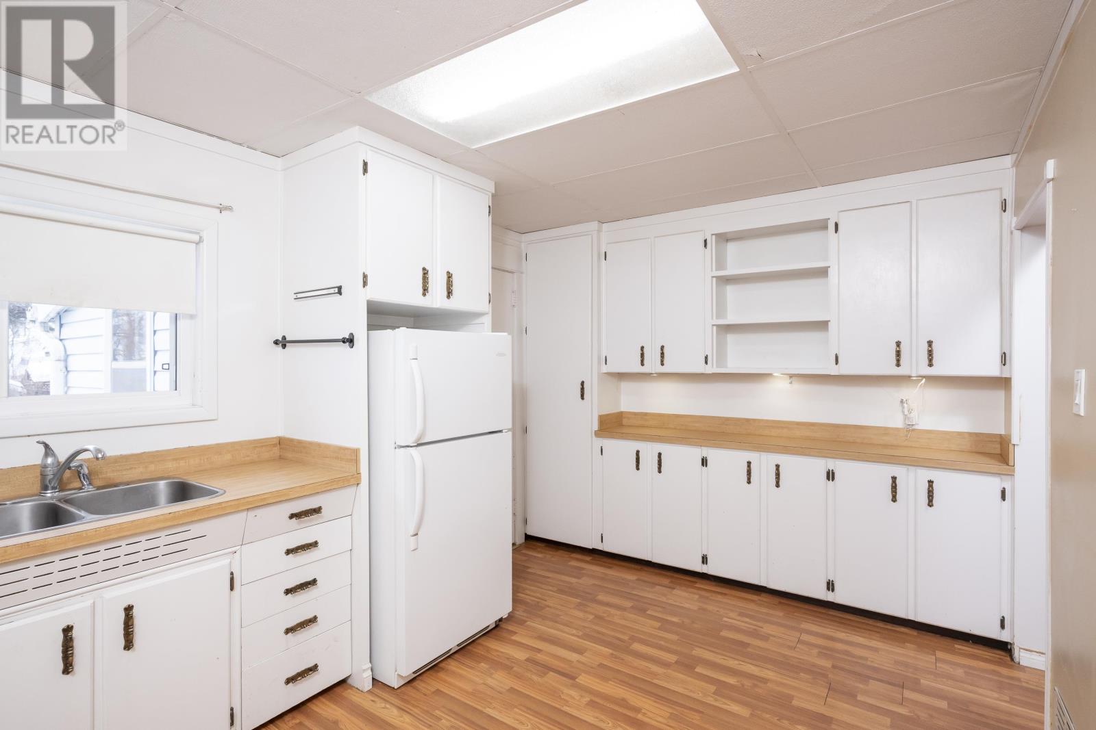 824 Finlayson St, Thunder Bay, Ontario  P7C 2L2 - Photo 8 - TB2600165