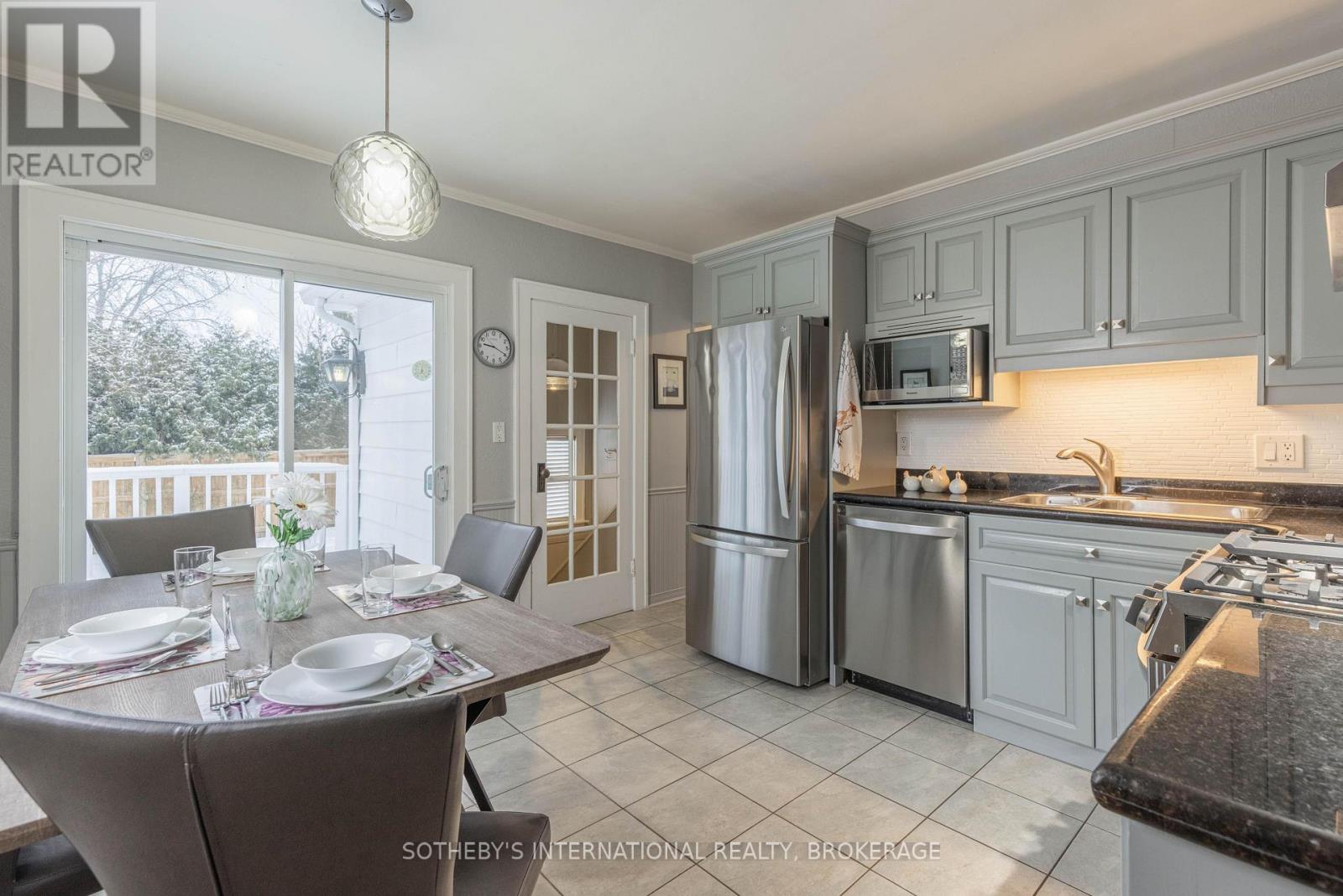 18 Dexter Street, St. Catharines, Ontario  L2S 2L6 - Photo 17 - X12778536