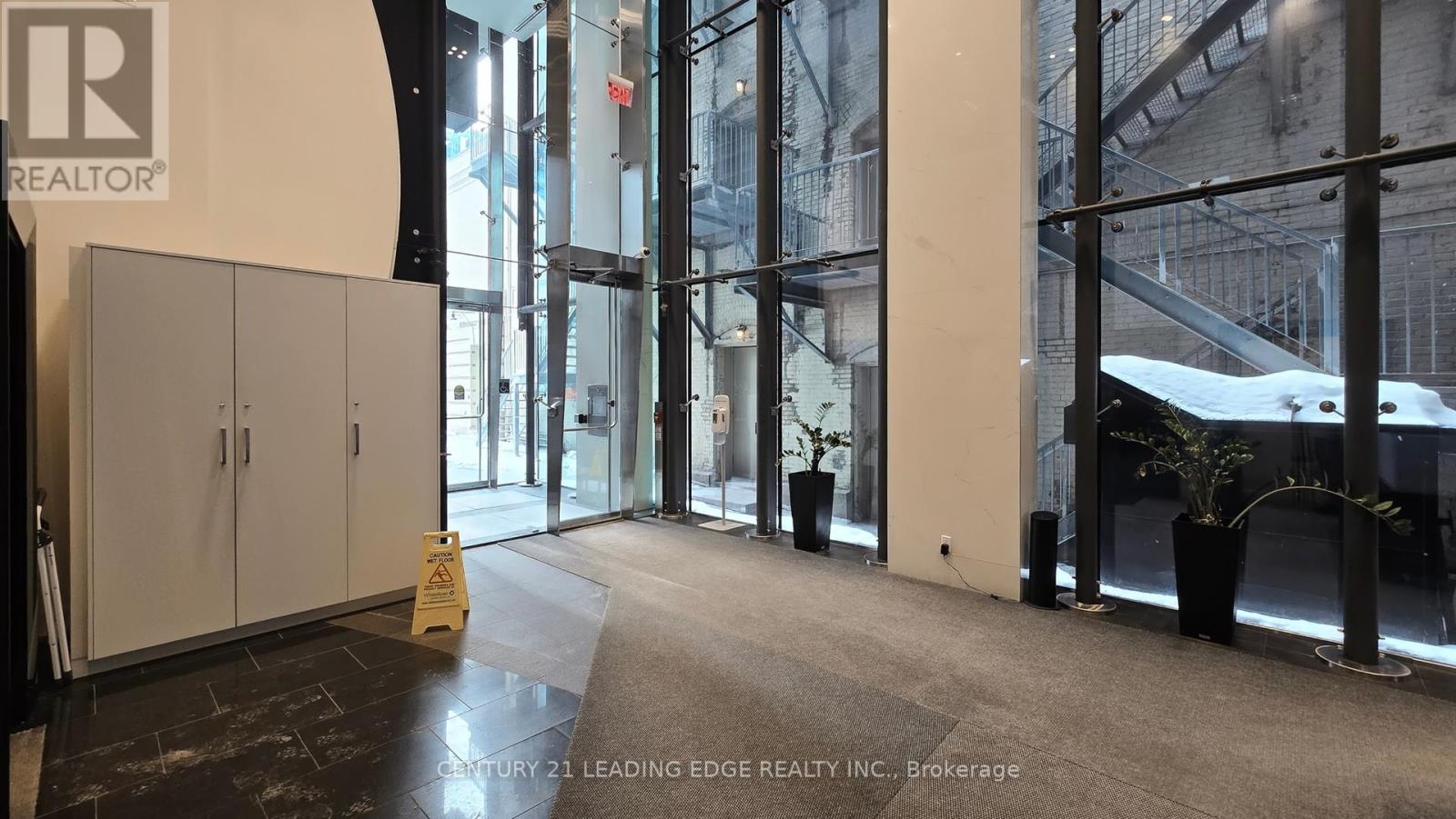 804 - 224 King Street W, Toronto, Ontario  M5H 0A6 - Photo 2 - C12778566