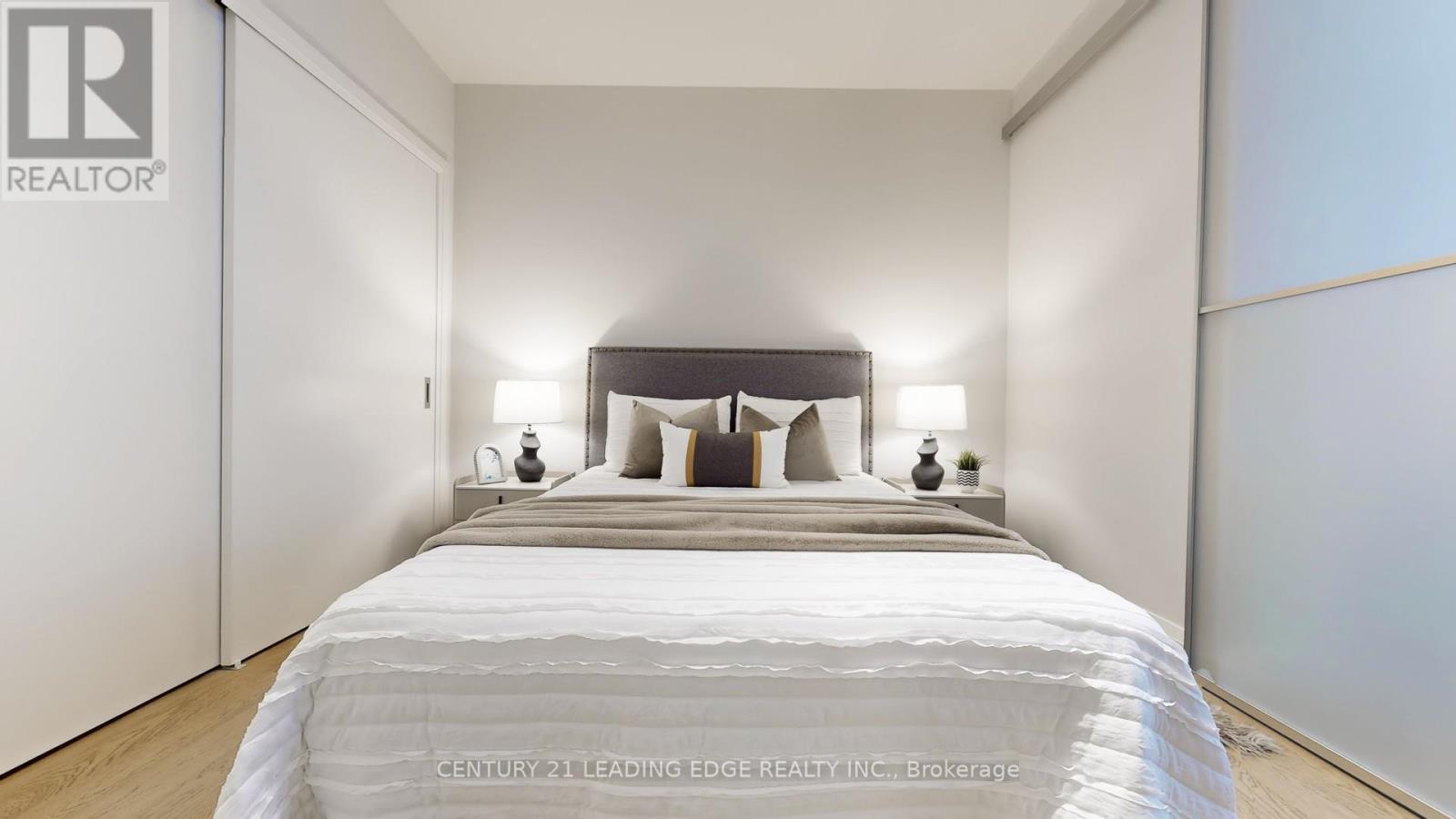 804 - 224 King Street W, Toronto, Ontario  M5H 0A6 - Photo 25 - C12778566