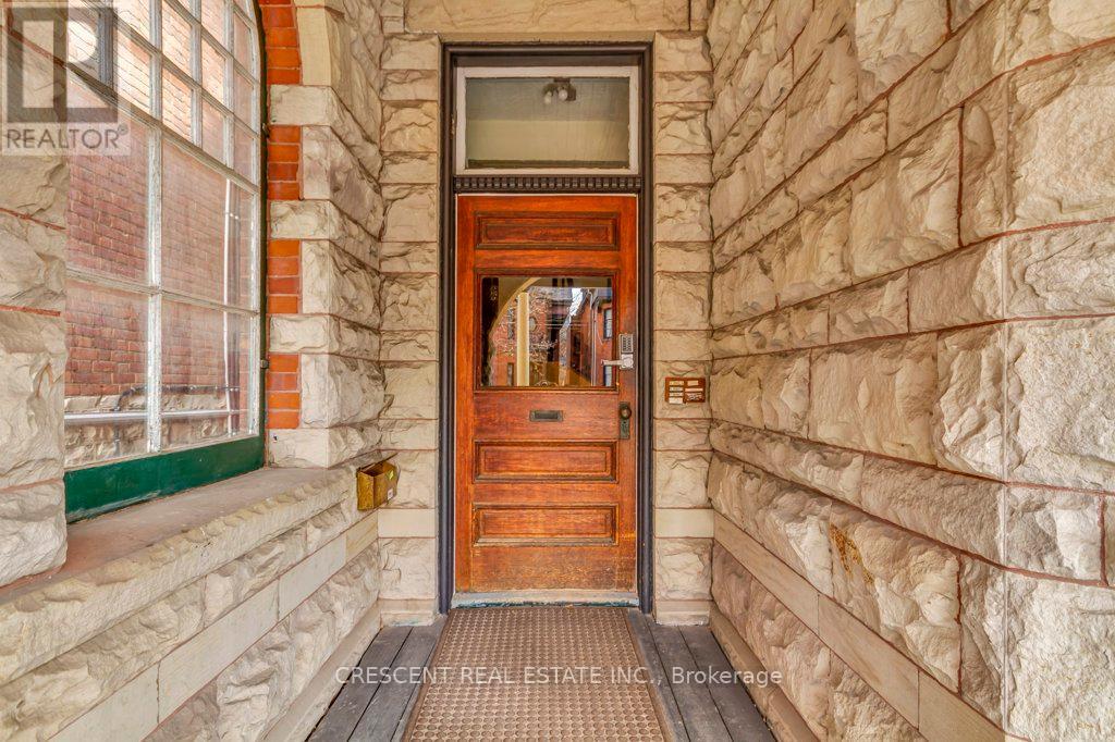 Lower - 83 Madison Avenue, Toronto, Ontario  M5R 2S3 - Photo 6 - C12778590