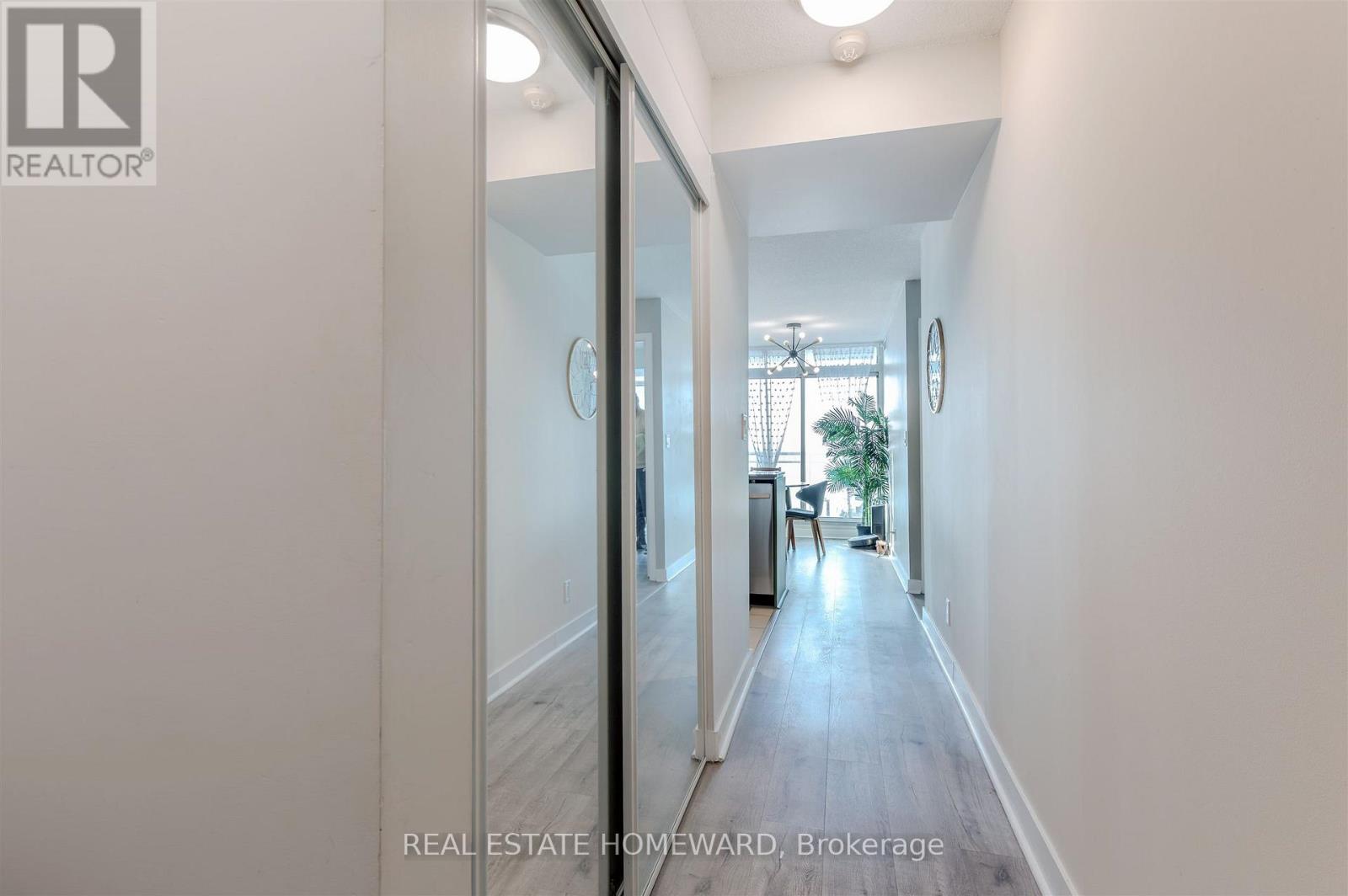 803 - 397 Front Street W, Toronto, Ontario  M5V 3S1 - Photo 5 - C12778656