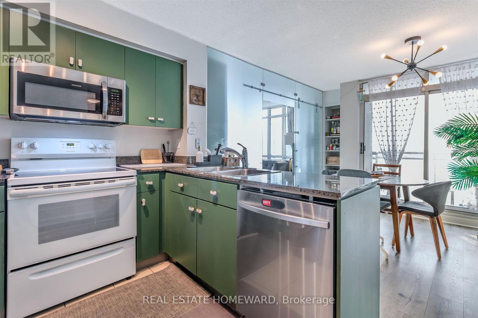 803 - 397 Front Street W, Toronto, Ontario  M5V 3S1 - Photo 6 - C12778656