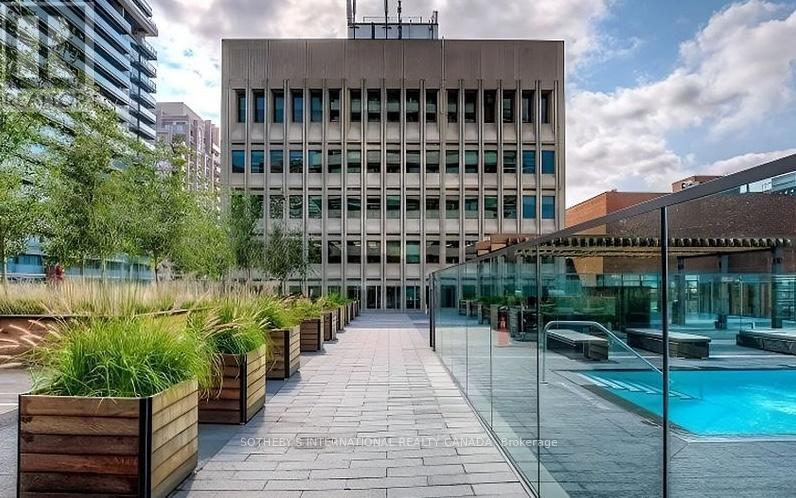 2504 - 57 St Joseph Street, Toronto, Ontario  M5S 0C5 - Photo 17 - C12778746