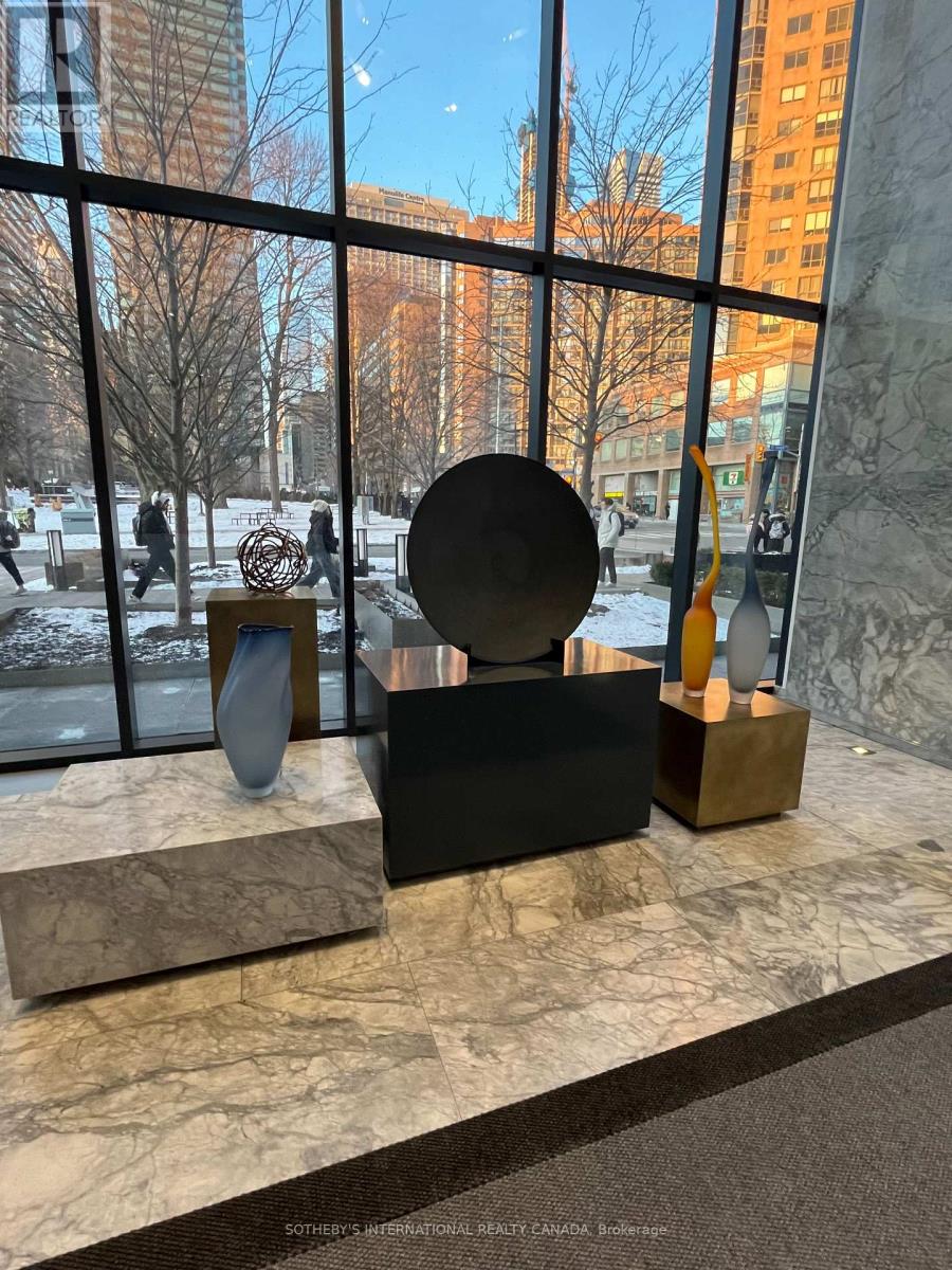 2504 - 57 St Joseph Street, Toronto, Ontario  M5S 0C5 - Photo 22 - C12778746