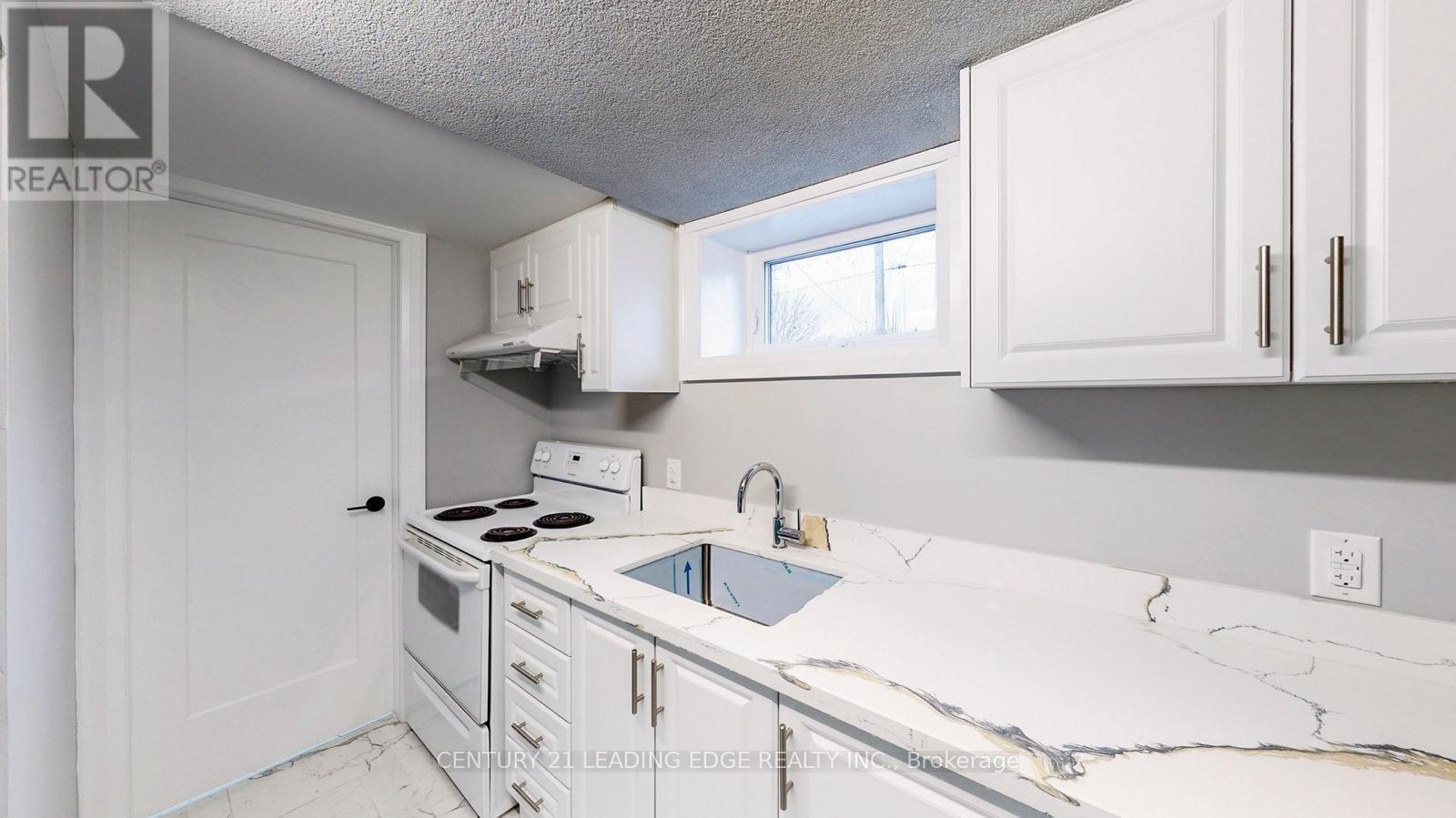 Bsmt - 47 Sherwood Avenue, Toronto, Ontario  M1R 1N4 - Photo 6 - E12778480