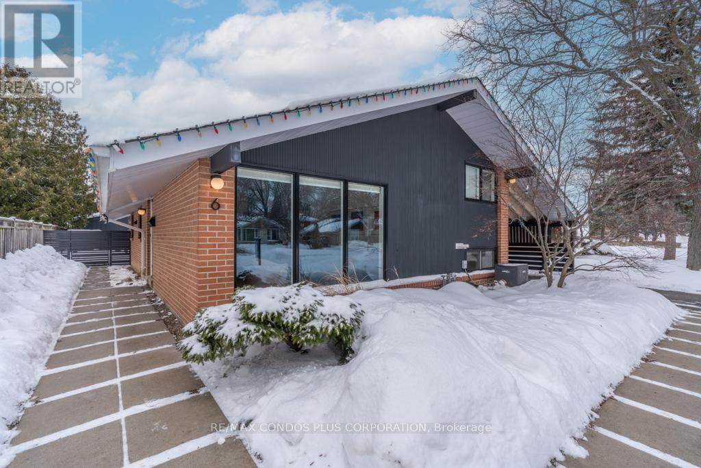 6 MUNSON CRESCENT, Toronto, Ontario