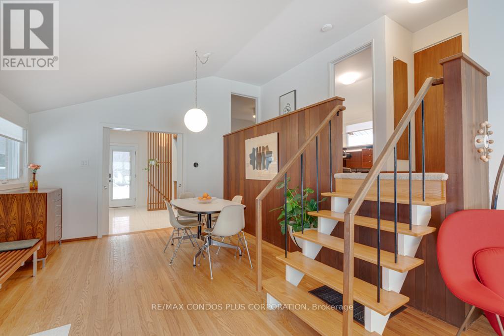 6 Munson Crescent, Toronto, Ontario  M1P 3M7 - Photo 13 - E12778508