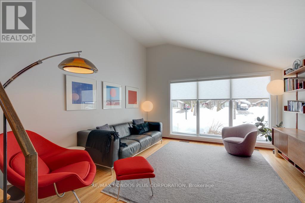 6 Munson Crescent, Toronto, Ontario  M1P 3M7 - Photo 21 - E12778508