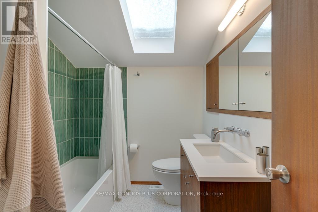 6 Munson Crescent, Toronto, Ontario  M1P 3M7 - Photo 30 - E12778508