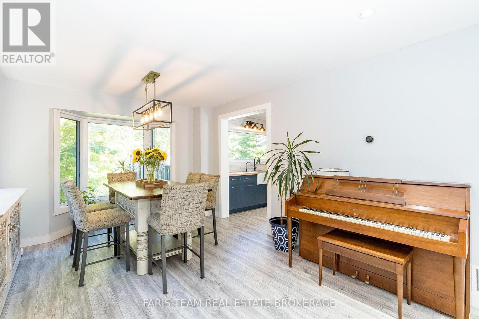 1844 Oakwood Road, Innisfil, Ontario  L9S 2W1 - Photo 12 - N12778478