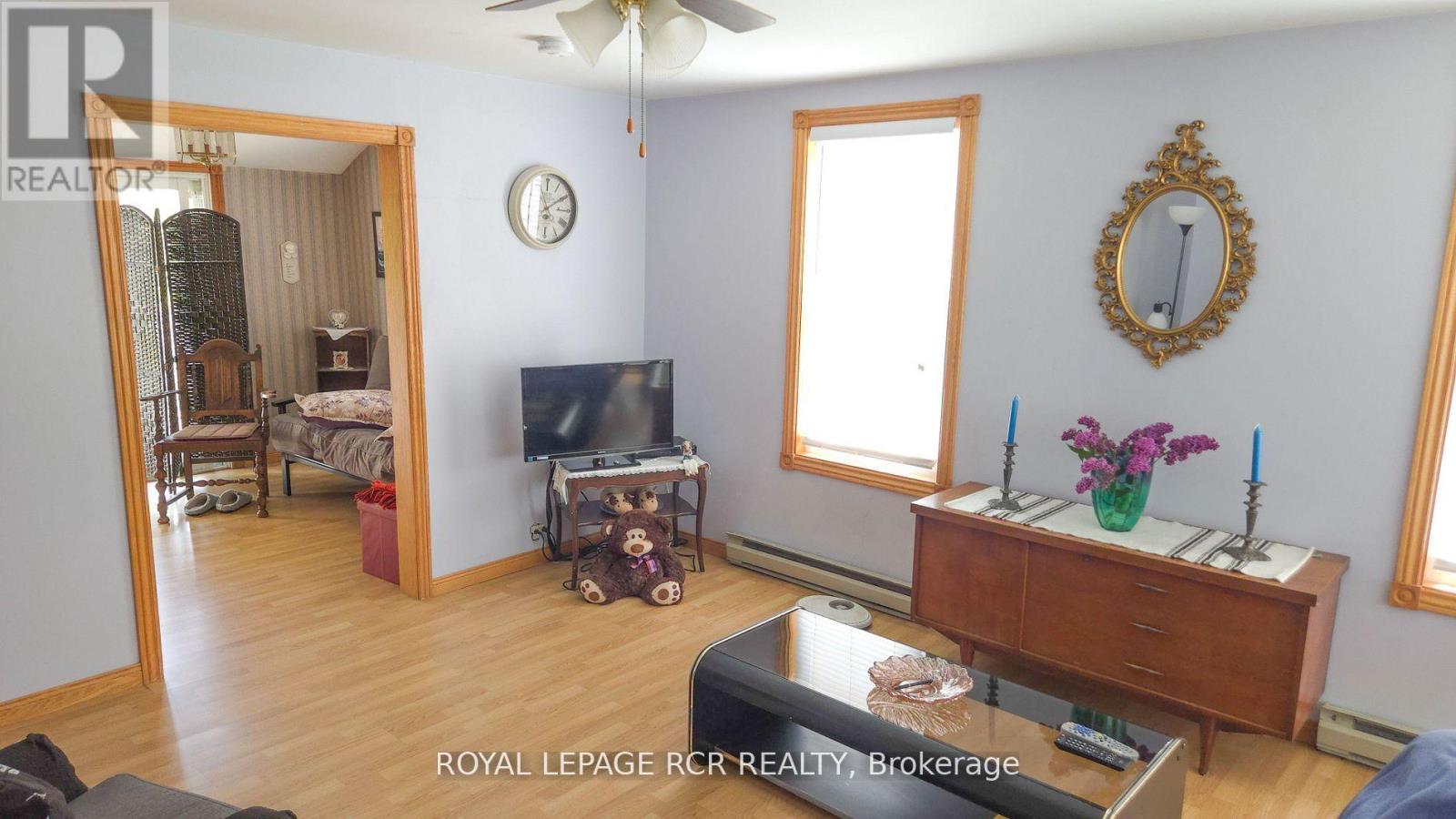 20377 Leslie Street, East Gwillimbury (Queensville), Ontario  L0G 1R0 - Photo 25 - N12778490