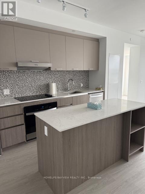 310 - 8188 Yonge Street, Vaughan, Ontario  L4J 0M2 - Photo 4 - N12778522