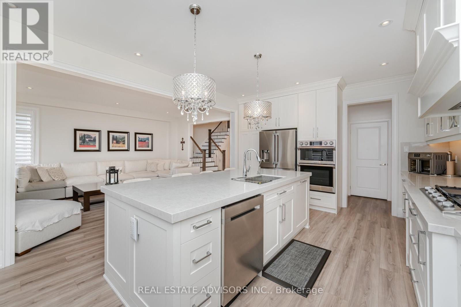 81 Pridham Place, New Tecumseth (Tottenham), Ontario  L0G 1W0 - Photo 12 - N12778550